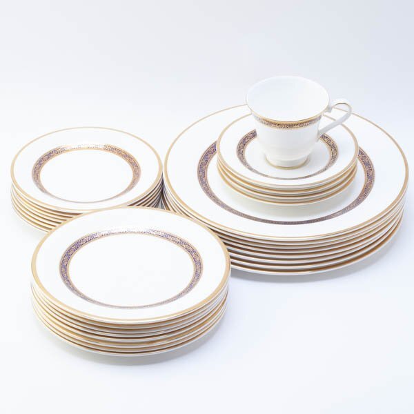 ロイヤルドルトン harlowの値段と価格推移は？｜3件の売買データから