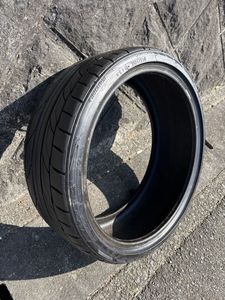 225/35R20 サマータイヤ NITTO ニットー　1本　スペアなどに！