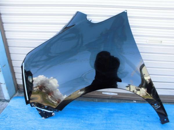 即決 ヴォクシー　ZRR70　Z/ZS　左フェンダー　純正