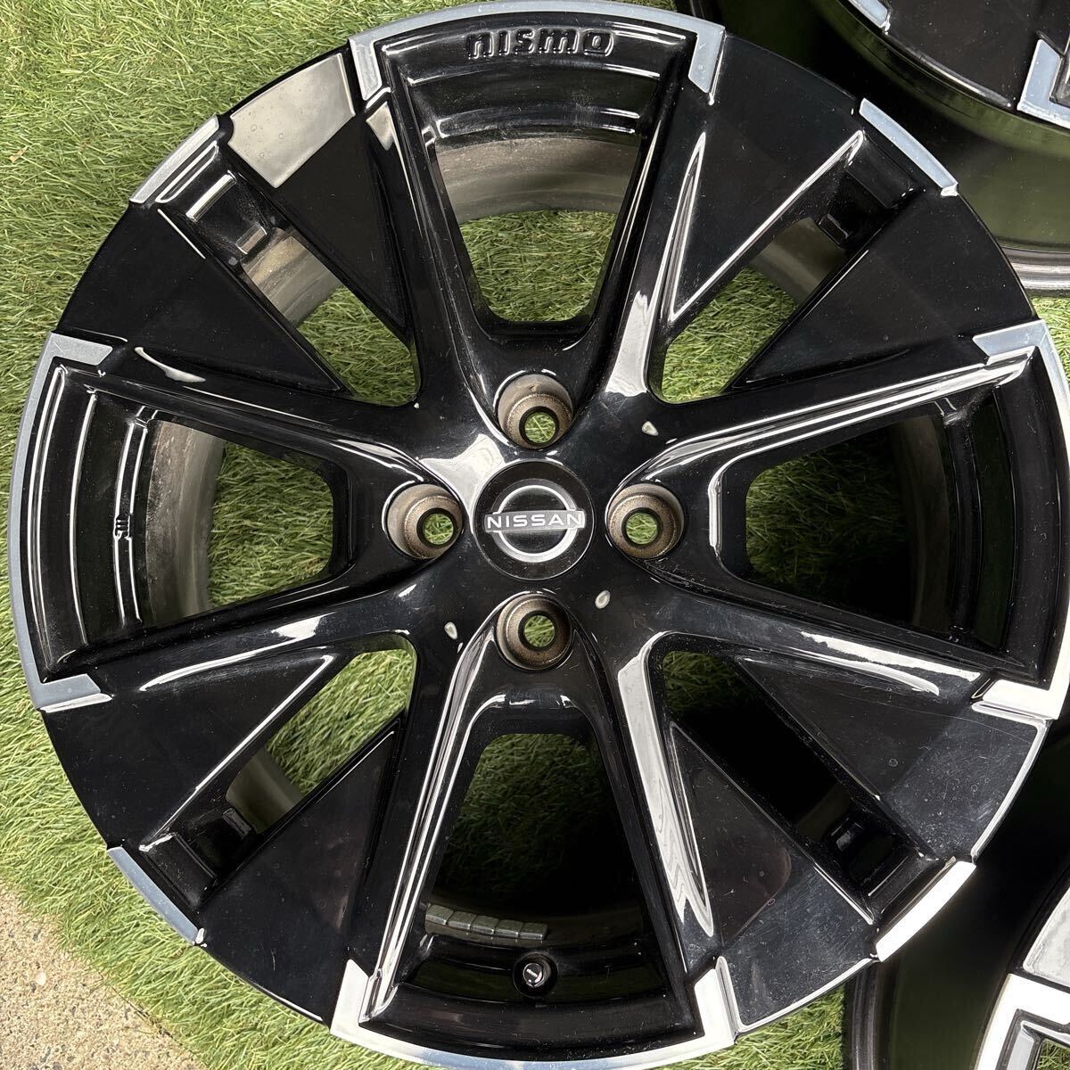 日産 オーラ ニスモ 2WD 純正ホイール 17X7.0J+42 PCD100/4H 1本ガリ傷