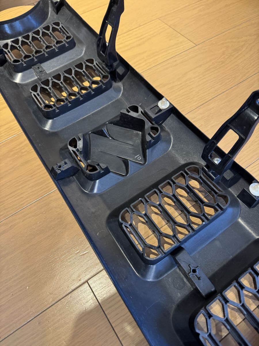 ジムニー シエラ ノマド 純正グリル チッピング塗装品 ラプター