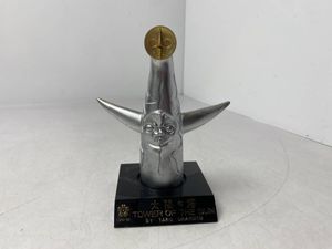 太陽の塔 置物の値段と価格推移は？｜57件の売買データから太陽の塔