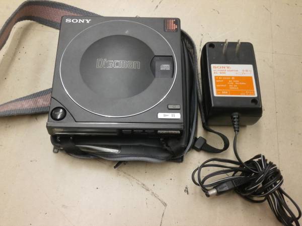 SONY D-100 Discman ジャンク 【公式通販】