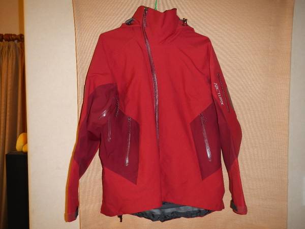 美品　アークテリクス　サイドワインダーＳＶ　レディースＬ