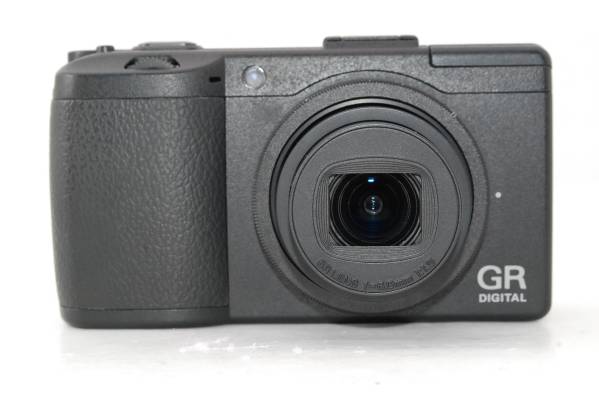 動作品RICOH GR DIGITAL III 本体　ショット数1627回 ☆美品☆ RICOH リコー GR DIGITAL III 16113321 xvpbvx 【公式通販】