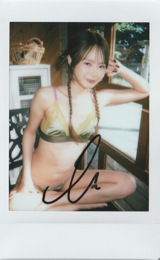 直筆サイン入り撮影現場チェキ】◇ 松本いちか 写真集 libido ◇ 新品