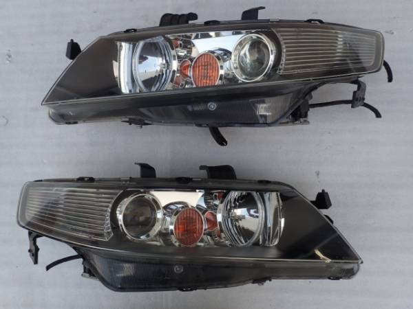 アコード ワゴン CM2/CL7 HID ヘッドライト 左右 即決あり