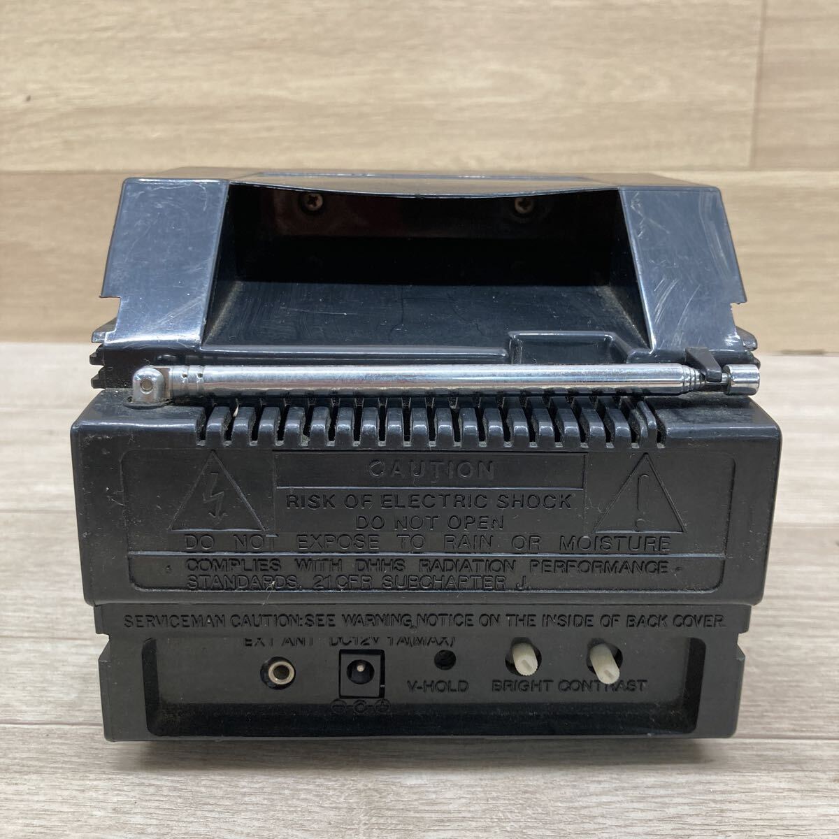 N574 GT-260410-924 Emperor BTV-500J ミニポータブルテレビ 昭和