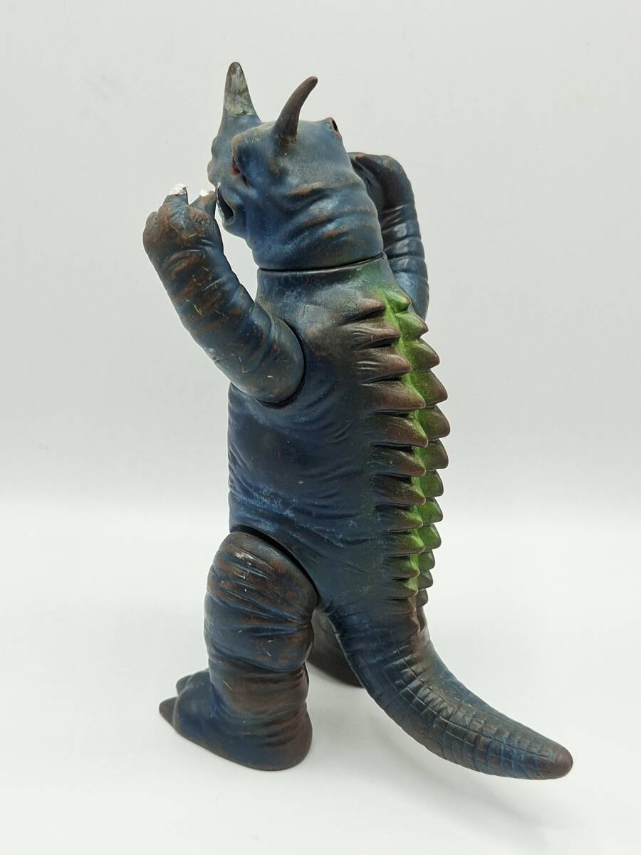 B2： 23cm 【Marusan Neronga Sofubi Ultraman マルサン ネロンガ 初代