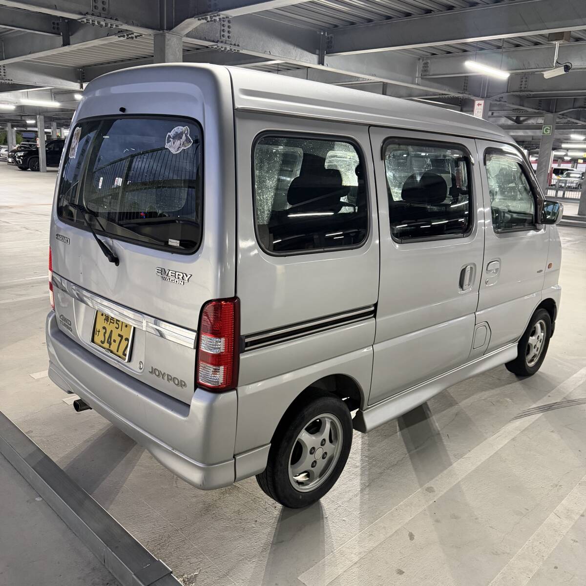 1スタ 5MT ターボ スズキ エブリィワゴン 4WD 4駆 軽バン 車検付 内