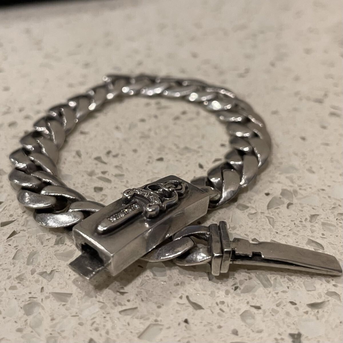 CHROME HEARTS ミニIDブレス ベビークラシックダガー パヴェダイヤ
