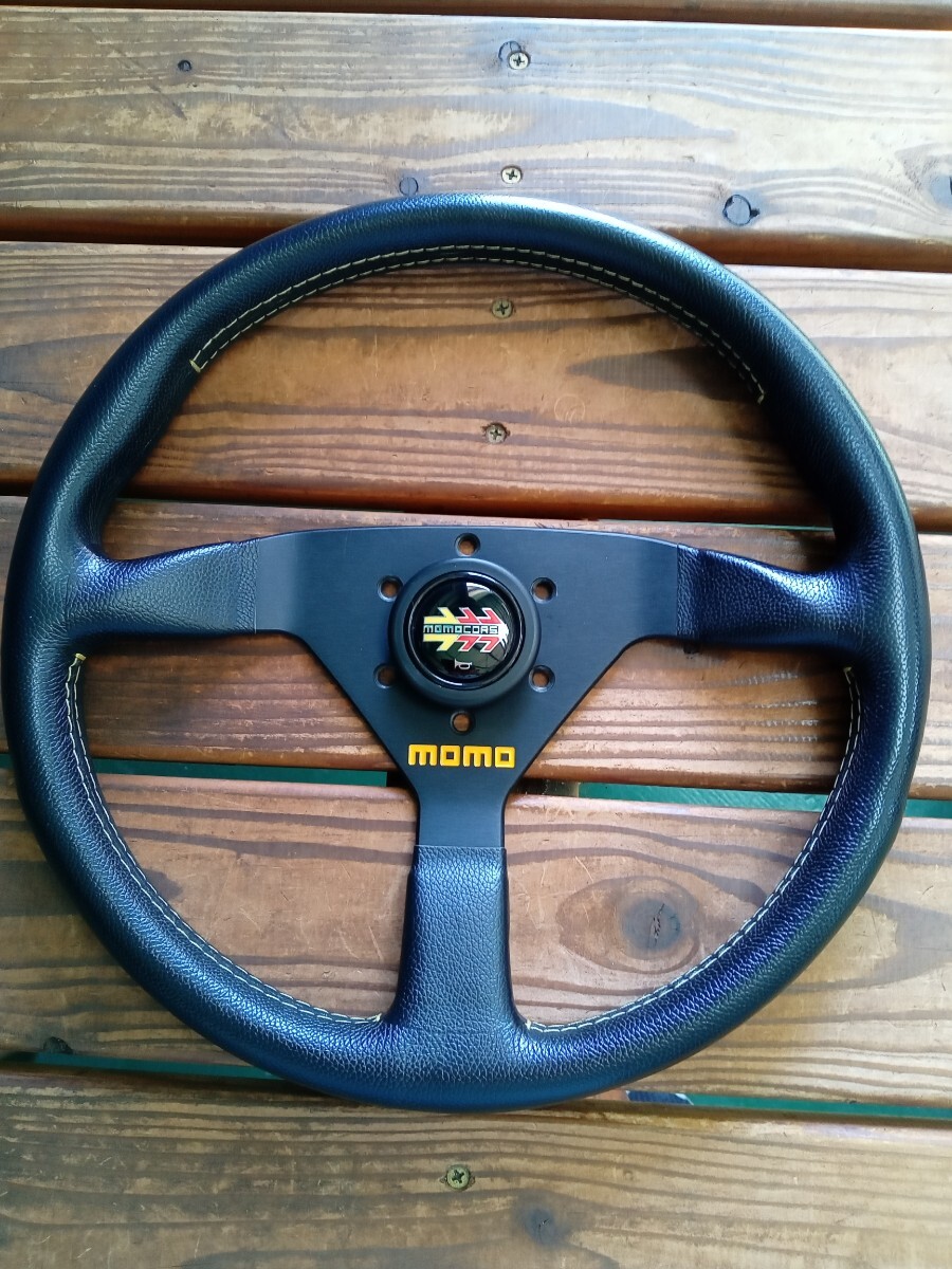 momo☆ヴェローチェレーシング 35ステアリング(ステアリング、ハンドル