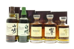 サントリー 響 17年のYahoo!オークション(旧ヤフオク!)の相場・価格を