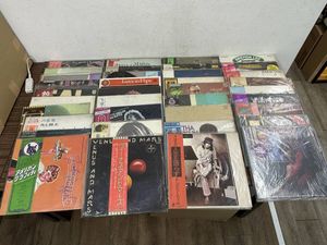 山口百恵 レコードの値段と価格推移は？｜372件の売買データから山口