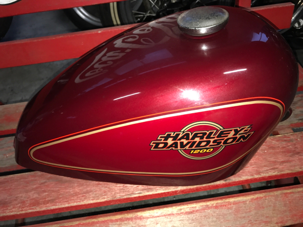 95 XLH1200 純正タンク スポーツスター 883 スポーツスター XLH1200 T