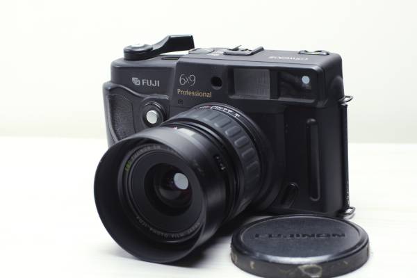FUJIFILM フジフィルム GSW690Ⅲ65mm/3.5 動作シャッターOK