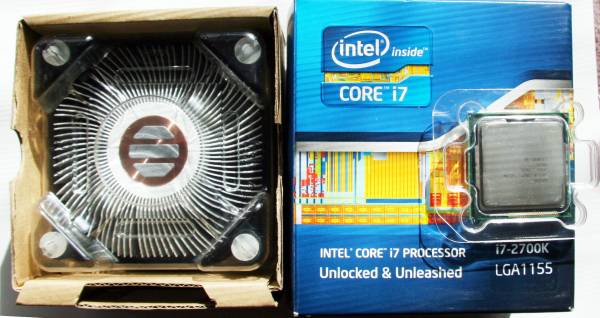★ Intel Core i7 2700K　LGA1155_1