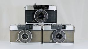 OLYMPUS-PEN EE-2の値段と価格推移は？｜15件の売買データからOLYMPUS