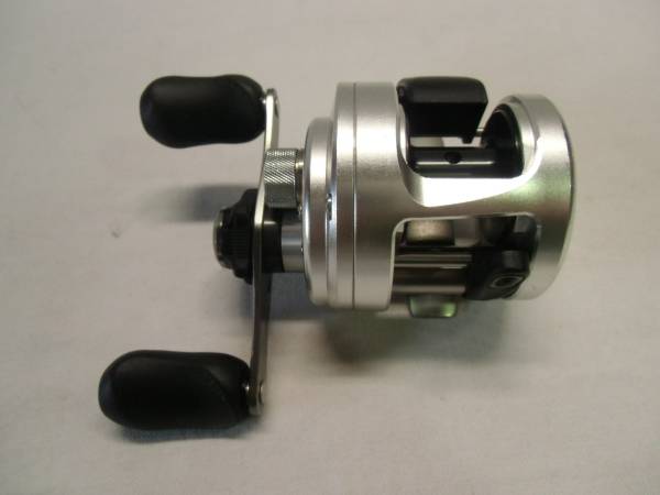 釣375 SHIMANO CALCUTTA シマノ カルカッタ 100 [02831] リール
