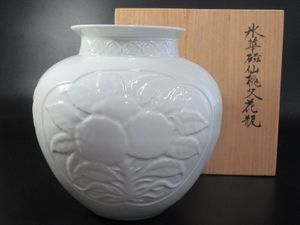板谷波山の値段と価格推移は？｜16件の売買データから板谷波山の価値が