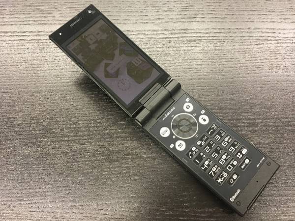 KDDI Iridium イリジウム 衛星携帯電話 モデル9555 | AHWA.COM