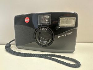 LEICA mini ELMARの値段と価格推移は？｜8件の売買データからLEICA