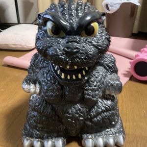 ゴジラ貯金箱の値段と価格推移は？｜6件の売買データからゴジラ貯金箱