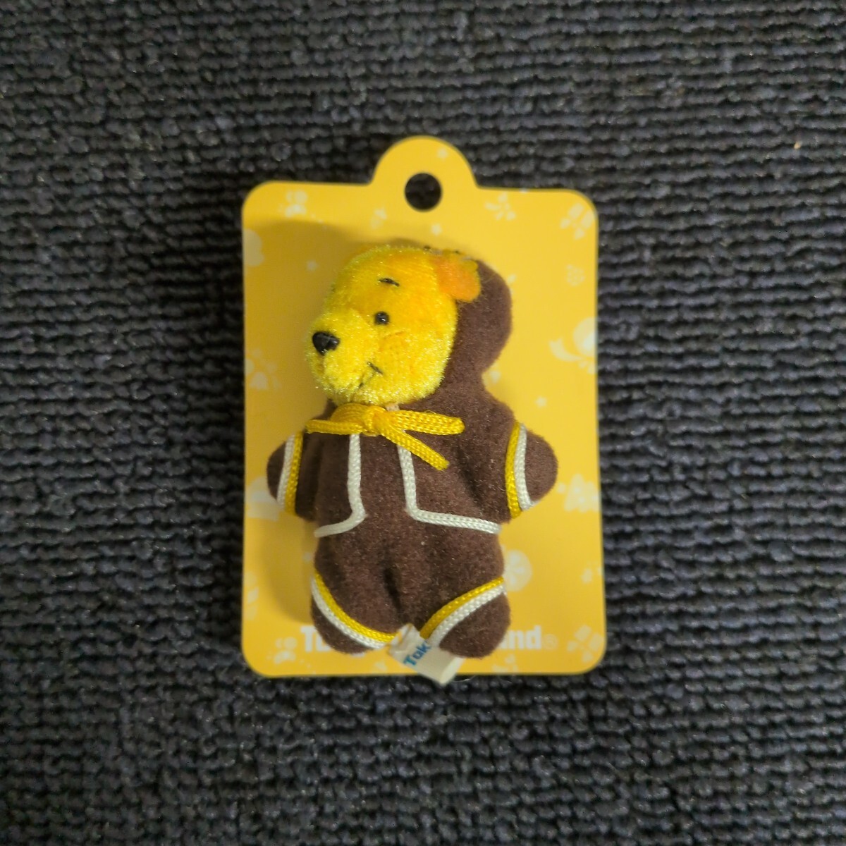 ディズニーランド プーさん ぬいぐるみの値段と価格推移は？｜2件の