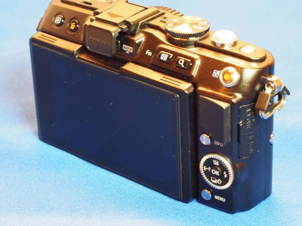 美品☆OLYMPUS PEN Lite E-PL5 ボディ［ブラック］