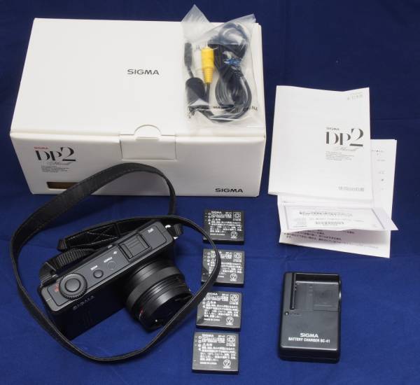 超高画質 ＳIGMA DP2 merrill 中古良品 純正バッテリー4個付き