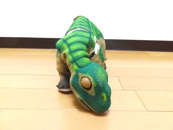 PLEO（プレオ）恐竜ロボット（ジャンク）(バーチャルペット)｜売買され