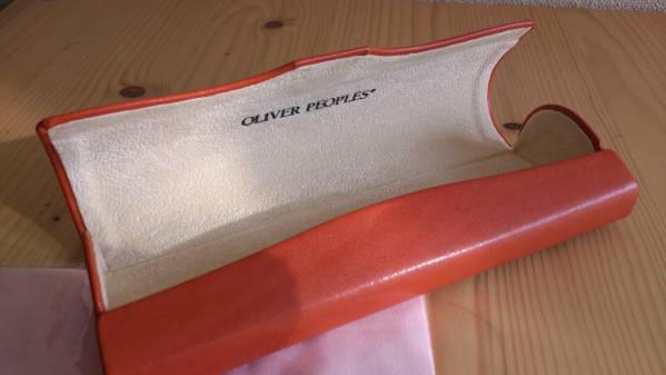 オリバーピープルズ OLIVERPEOPLESメガネケース+クロス