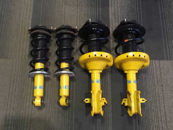 売切り！！レヴォーグ 純正 BILSTEIN ビルシュタイン サスキット