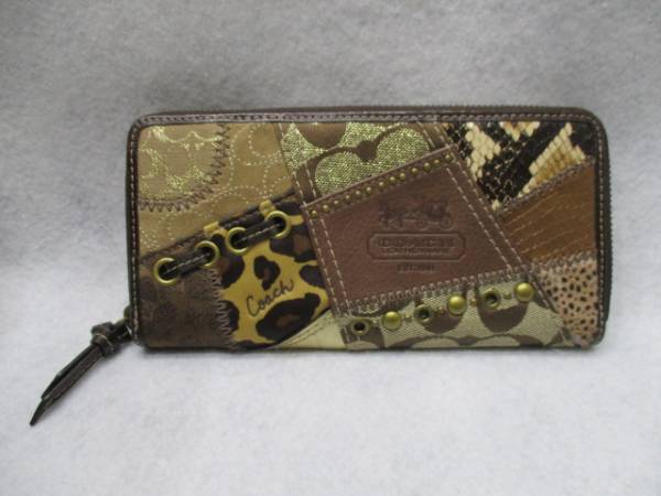 COACH/コーチ パッチワーク ラウンドファスナー長財布 42002