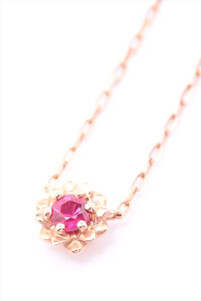 4℃　花モチーフ　ルビーネックレス　　フラワー　シンプル
