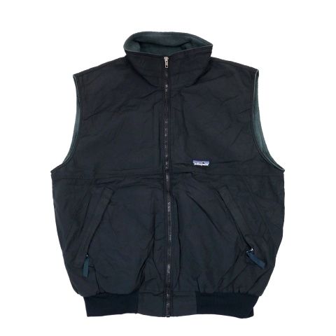 商品配送料無料 patagonia パタゴニア ナイロンシェルベスト 黒(メンズ
