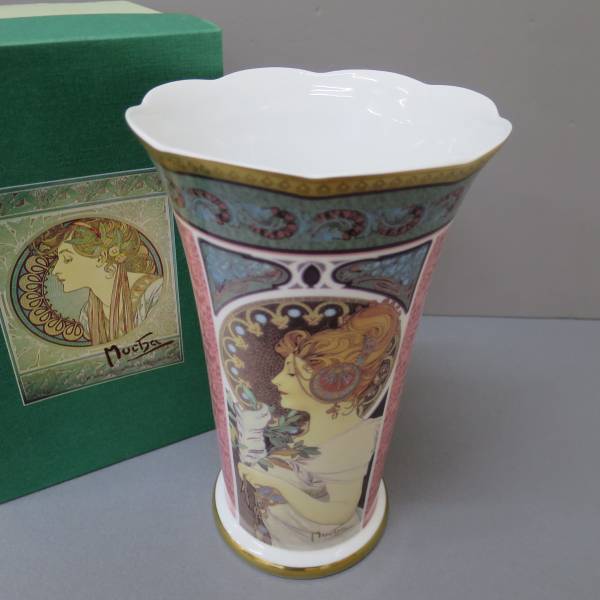 E521☆アルフォンス・ミュシャ 陶器フラワーベース（未使用）☆A Yahoo