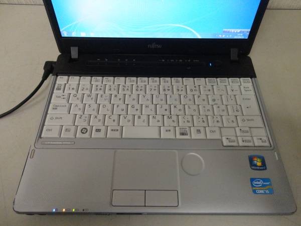 富士通 LIFEBOOK P771/C Core i5 2520/2G/160GB☆Win 7 搭載 ② 富士通 