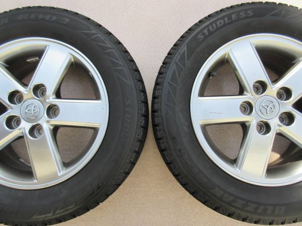 新車外し品トヨタ ノア、ヴォクシー純正 （トヨタ純正）＋中古タイヤ4 
