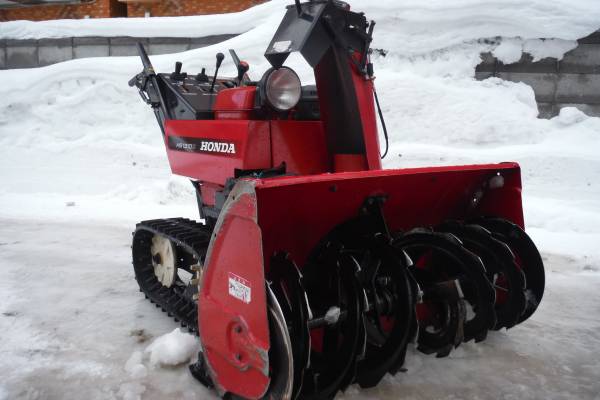 Yahoo!オークション ホンダ 札幌発 除雪機 HS1810Z 売切り 13馬力」の