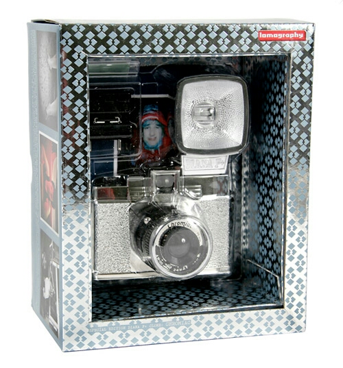 Lomographyロモグラフィー 574　ダイアナF +クロームミディアム　フォーマットカメラ　トイカメラ　インスタントカメラ　チェキ