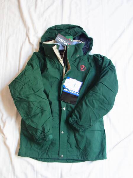 ☆新品☆FJALL RAVEN フェールラーベン KANKEN スウェーデン マウンテンジャケット Lサイズ グリーン