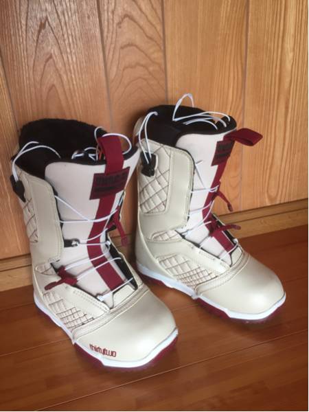 新品同様 32 サーティーツー thirty two ブーツ 24.5 USサイズ 7