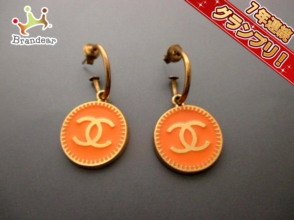 シャネル ピアス 美品 金属素材 ゴールド×オレンジ ココマーク CHANEL