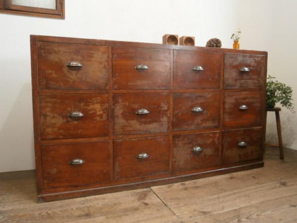 I997◆アンティーク◆レトロな木製収納棚◆陳列台ラックチェスト引き出しD-hp