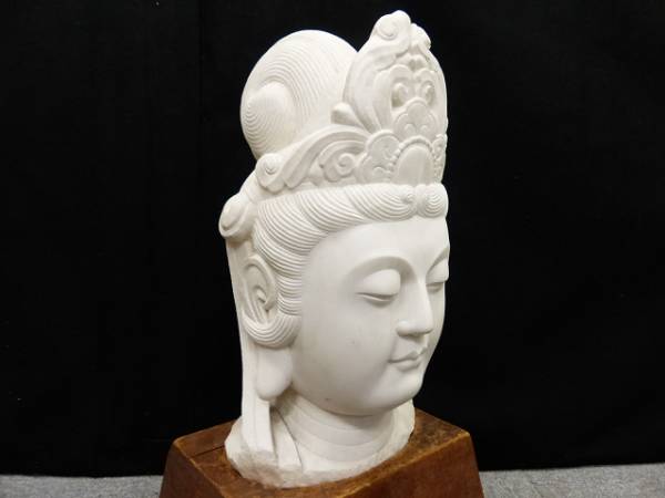Storyで紡ぐたび もののあはれ中南勢ものがたり □関西□重厚な大理石観音