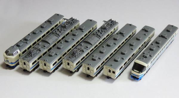 TOMIX　トミックス　４８５系　スーパー雷鳥仕様　TNカプラー化、クラシックデザインの車両ケースに梱包