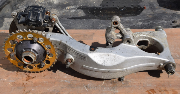 VFR400R 純正プロアームスイングアーム NC30 プロアーム リア