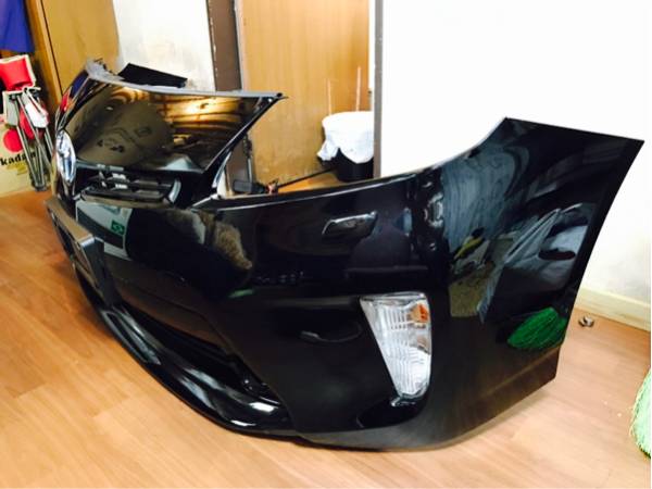 プリウス フロントバンパー ZVW30 後期 ヘッドライトウォッシャー付