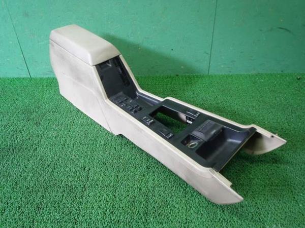 『psi』 ボルボ E-8B5252W 850 センターコンソール